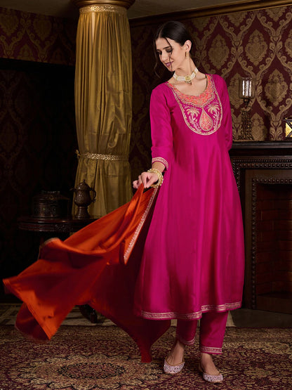 Dhiyona CH Women Floral Embroidered Pleated Sequinned Kurta With Trousers & Dupatta Kurta Sets