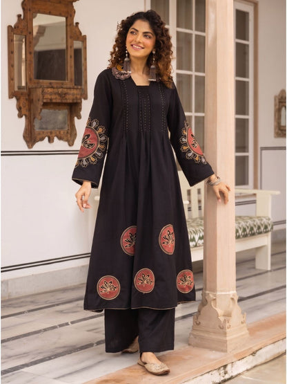 Karen ebony embroidery kurta pant set