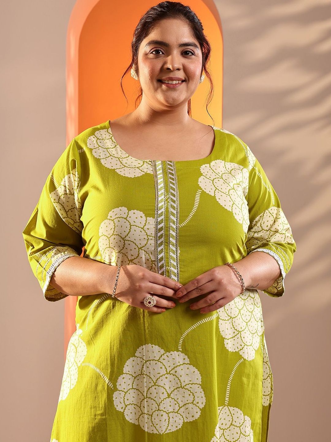 Dhiyona Women's Ethnic Motifs Printed Plus Size Kurta with Trousers & Dupatta