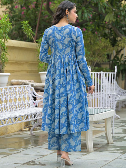 Dhiyona KL Women Paisley Printed Cotton Kurta with Palazzo & Dupatta
