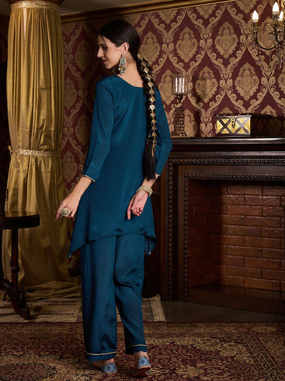 Dhiyona CH Women Floral Embroidered Kurta with Trousers