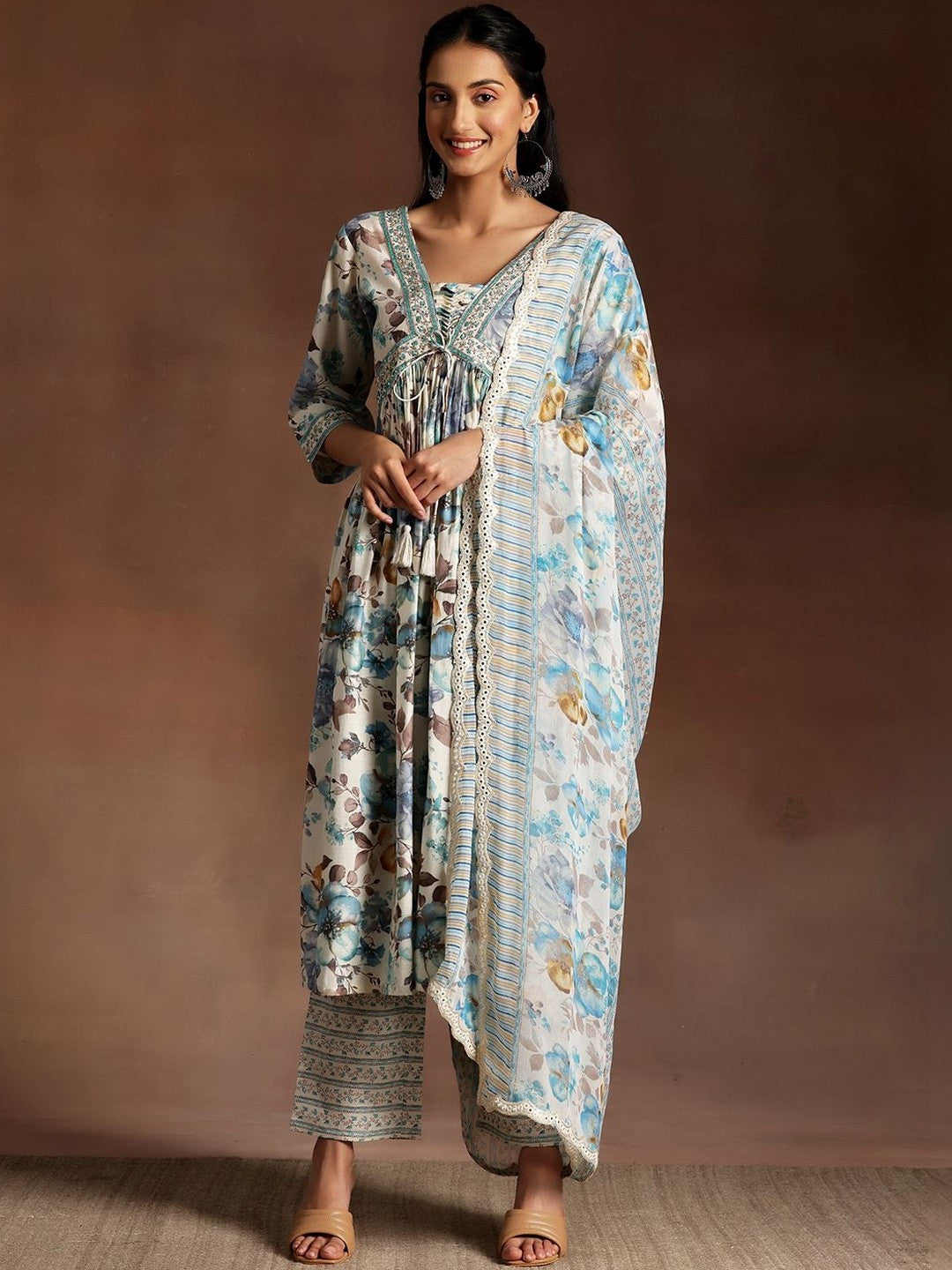 Women Floral Printed Empire Kurta with Trousers & With Dupatta