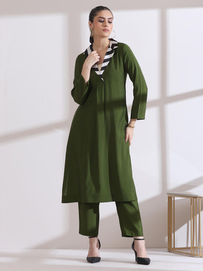 Dhiyona ST Women's Mehndi Green Kurta with Striped Gold Point Collar and Pants 2 Piece Set | Straight Fit, V Neck, 3/4 Sleeves, Workwear, (AirSkin Cotton Silk Blend)