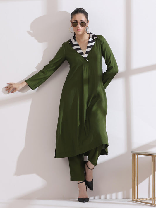 Dhiyona ST Women's Mehndi Green Kurta with Striped Gold Point Collar and Pants 2 Piece Set | Straight Fit, V Neck, 3/4 Sleeves, Workwear, (AirSkin Cotton Silk Blend)
