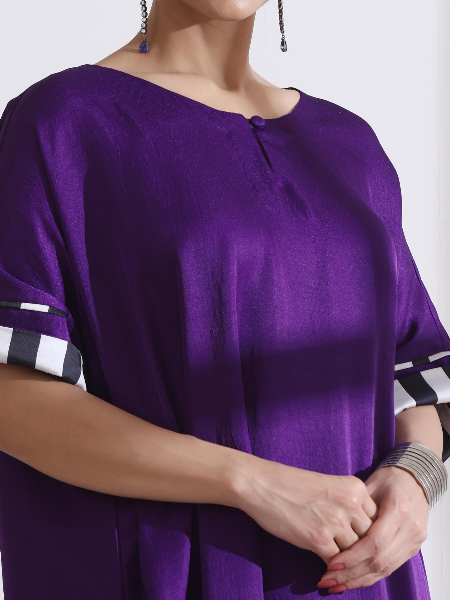 Dhiyona ST Women's Purple Easy Kurta with Chevron Inner Details 1 Piece | Straight Fit, Round Neck, 3/4 Sleeves, Workwear, (Lux Fabric)