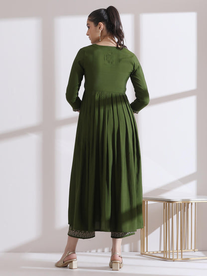 Dhiyona ST Women's Mehndi Green Kurta with Embroidery on Sleeve and Pants 2 Piece Set | A-Line, Anarkali, V Neck, 3/4 Sleeves, Work Wear, (AirSkin Cotton Silk Blend)