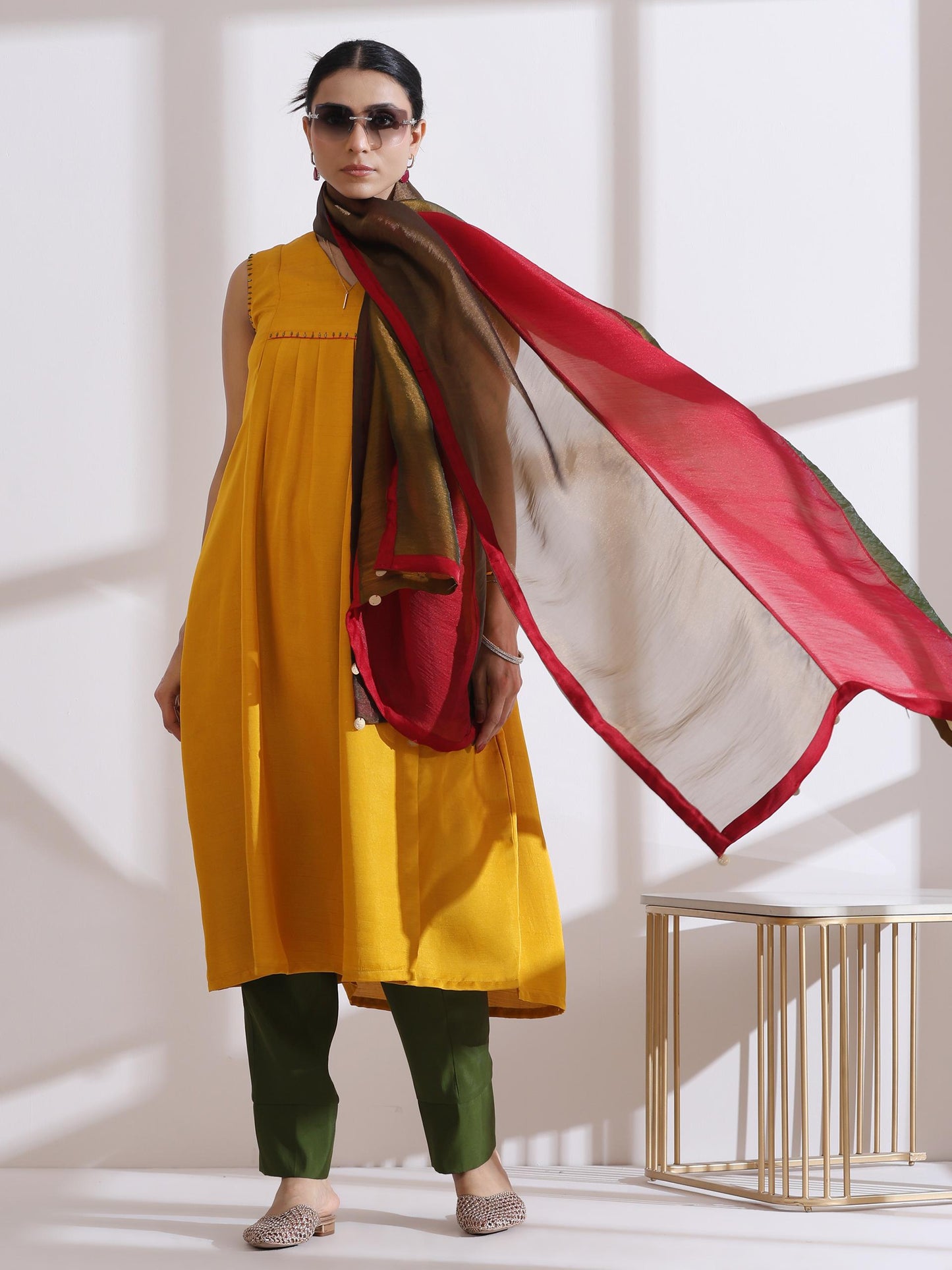 Dhiyona ST 1 Pc Dupatta - Banarasi Tissue 3 Colour Dupatta