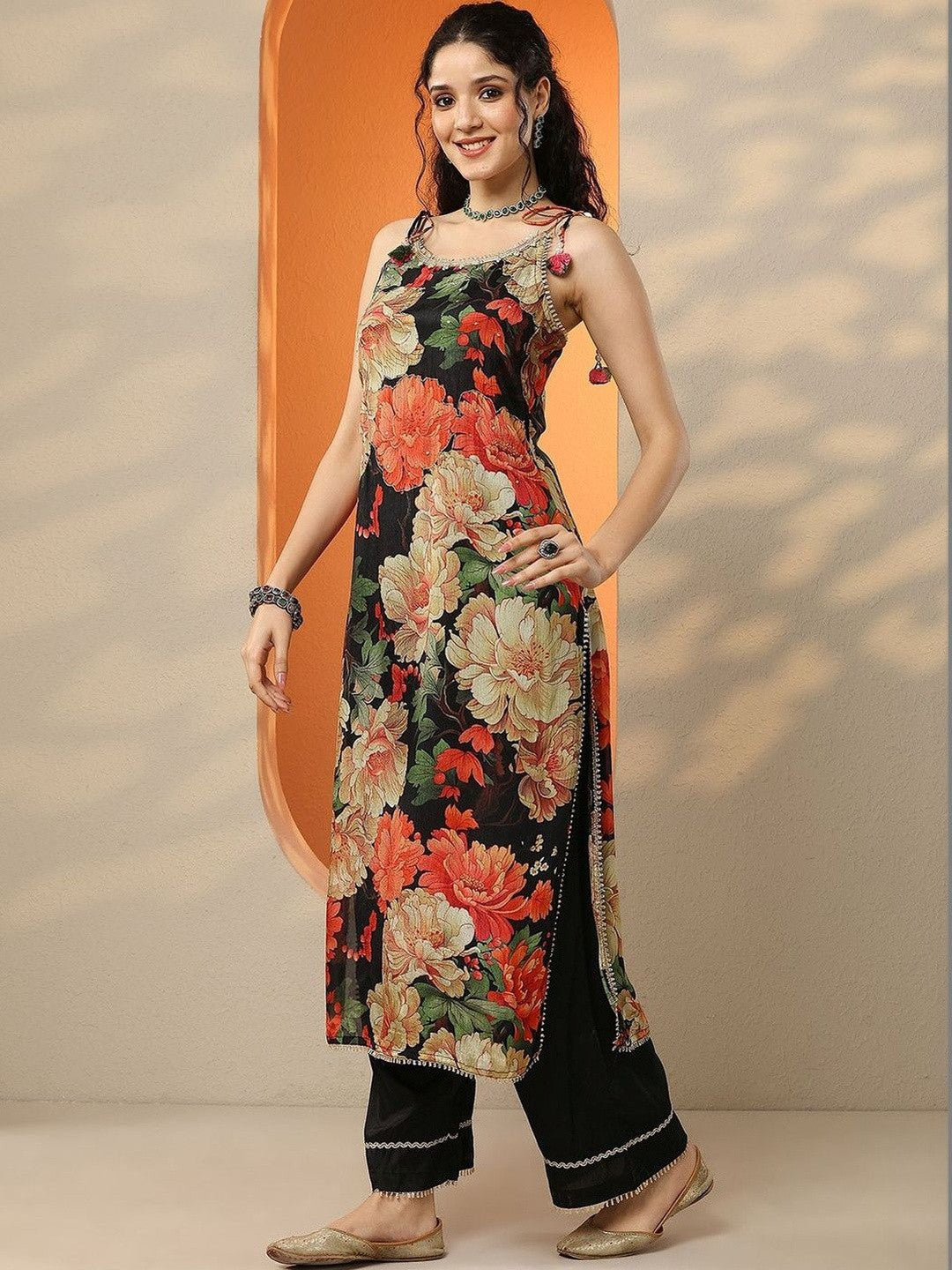 Women Floral Printed Regular Kurta with Palazzos & With Dupatta