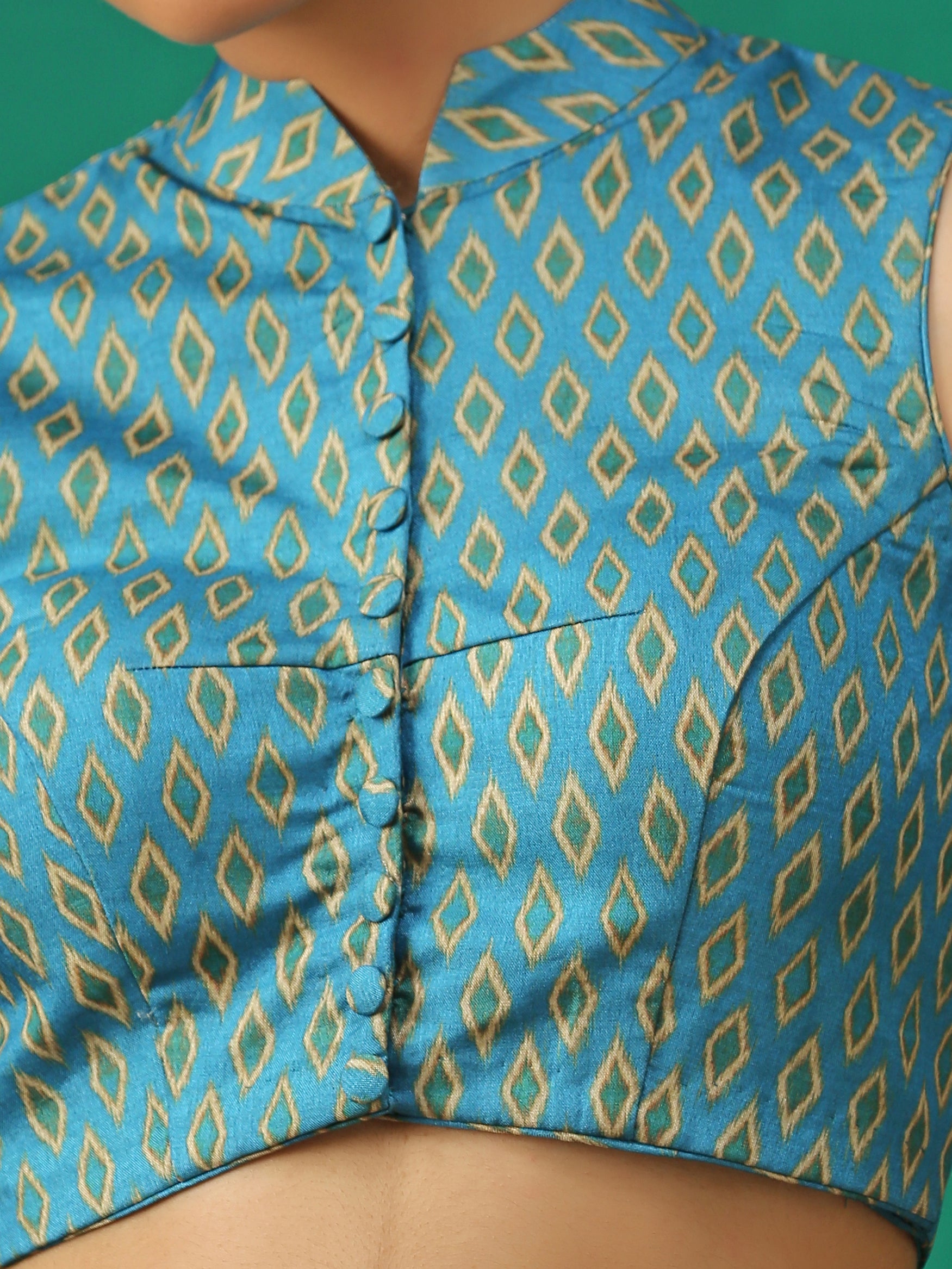 Dhiyona ST Ikat Printed Back Eye Blouse