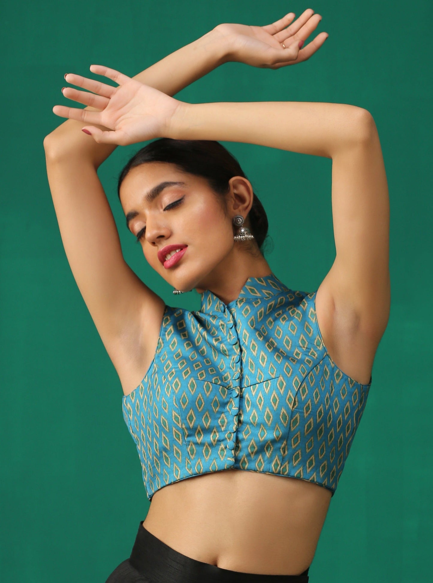 Dhiyona ST Ikat Printed Back Eye Blouse