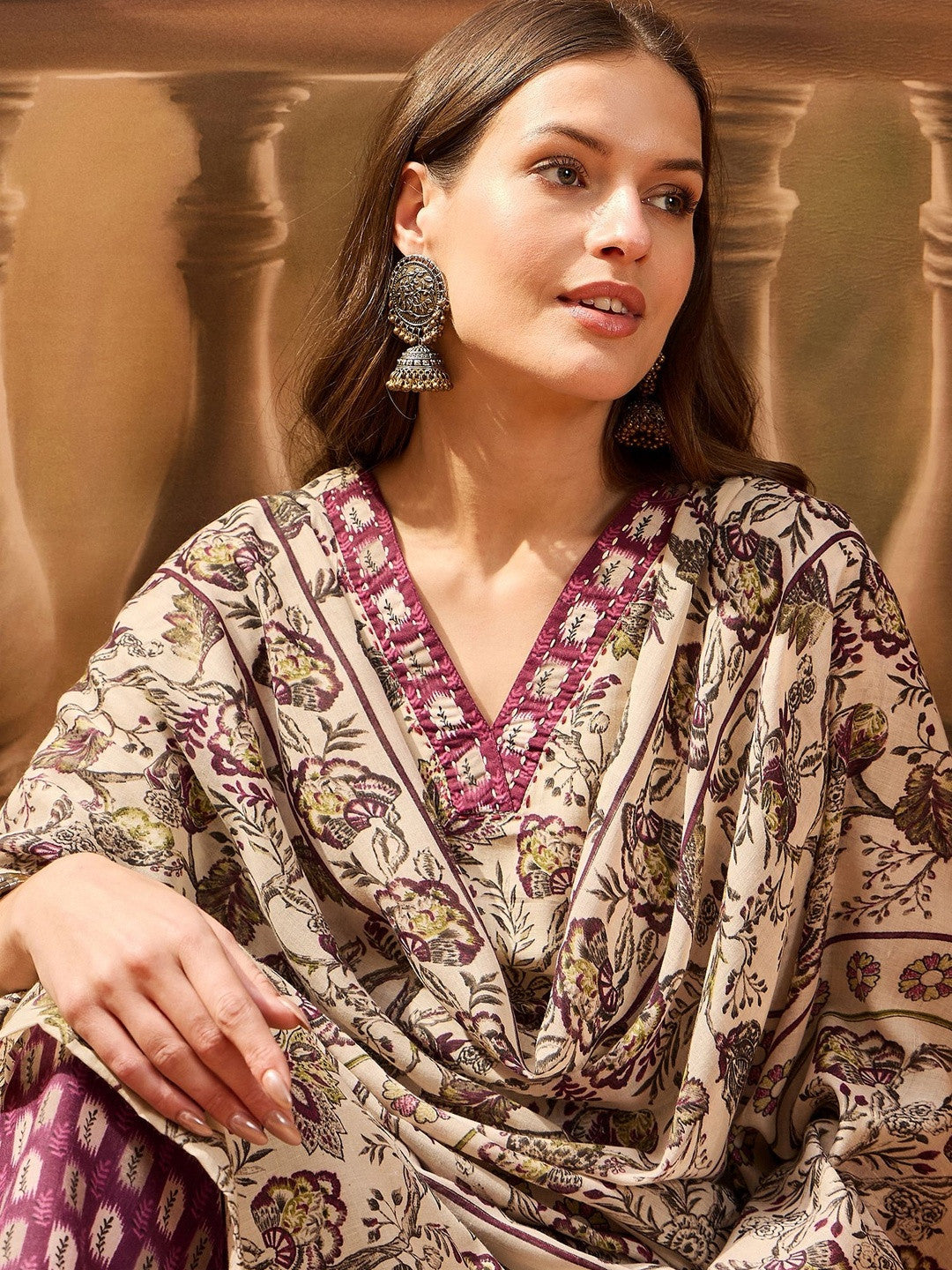 Printed V-Neck Kurta & Trousers Kurta Sets