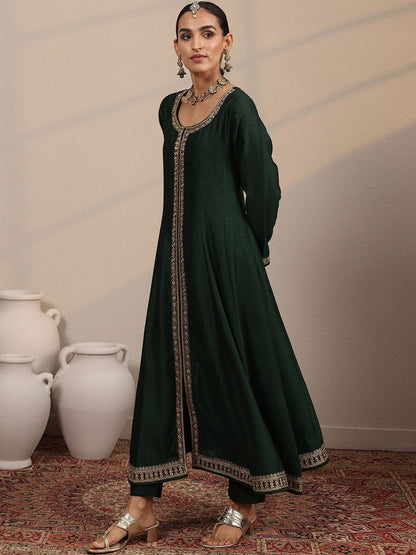 Ethnic Motifs Embroidered Round Neck Zari A-Line Kurta With Trousers & Dupatta