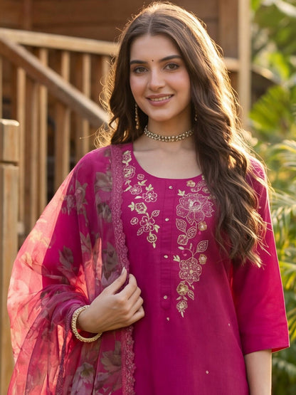 Women Floral Embroidered Regular Thread Work Liva Kurta with Trousers & With Dupatta