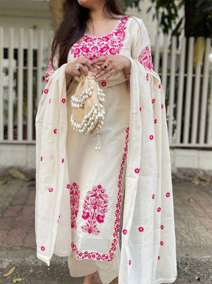 Dhiyona KL Floral Embroidered Thread Wrok Kurta With Trousers And Dupatta