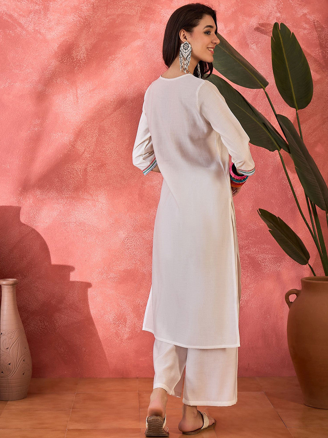 Women Floral Embroidered Straight Kurta With Trouser Kurta Set