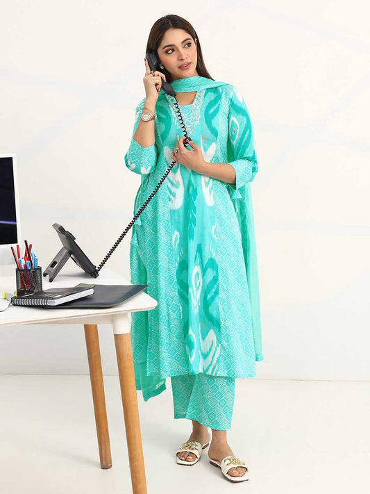 Women Ethnic Motifs Printed Regular Cotton Blend Kurta with Trousers & With Dupatta