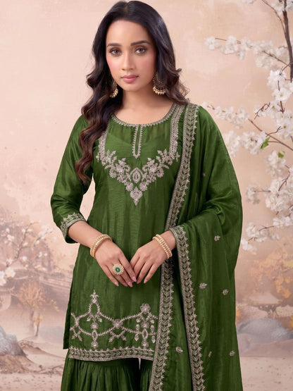 Women Ethnic Motifs Embroidered Regular Thread Work Kurta with Sharara & With Dupatta