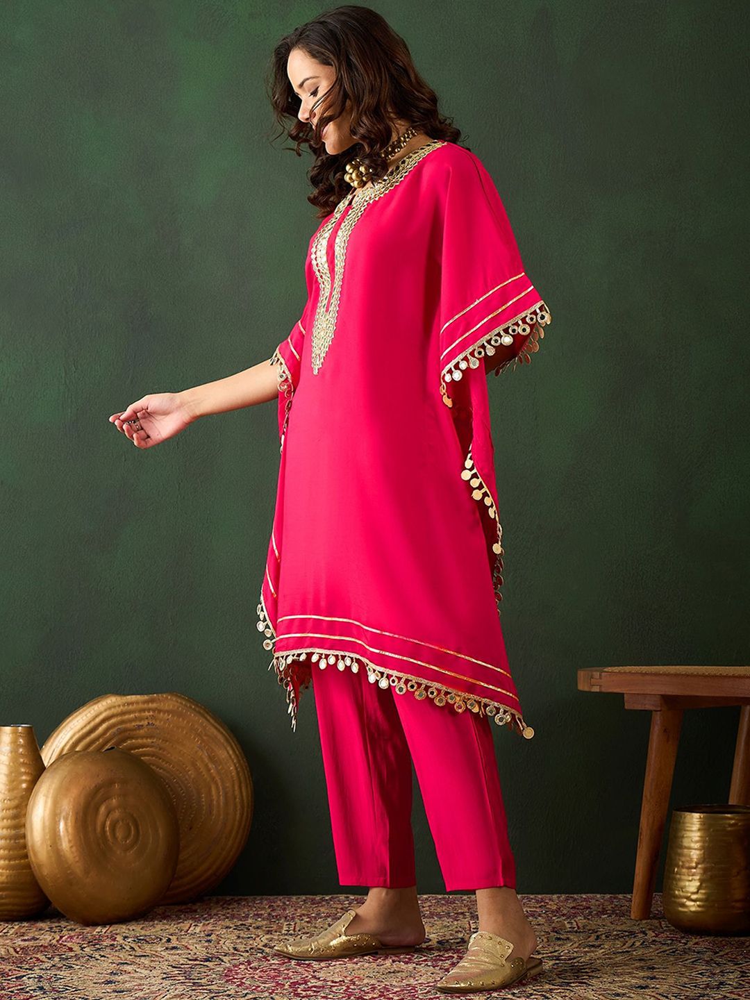 Dhiyona SN Women's Fuchsia Geometric Embroidered Round Neck Mirror Work Kaftan With Trousers