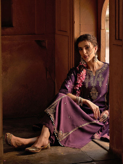 Dhiyona CH Women Floral Embroidered Kurta with Trousers & Dupatta