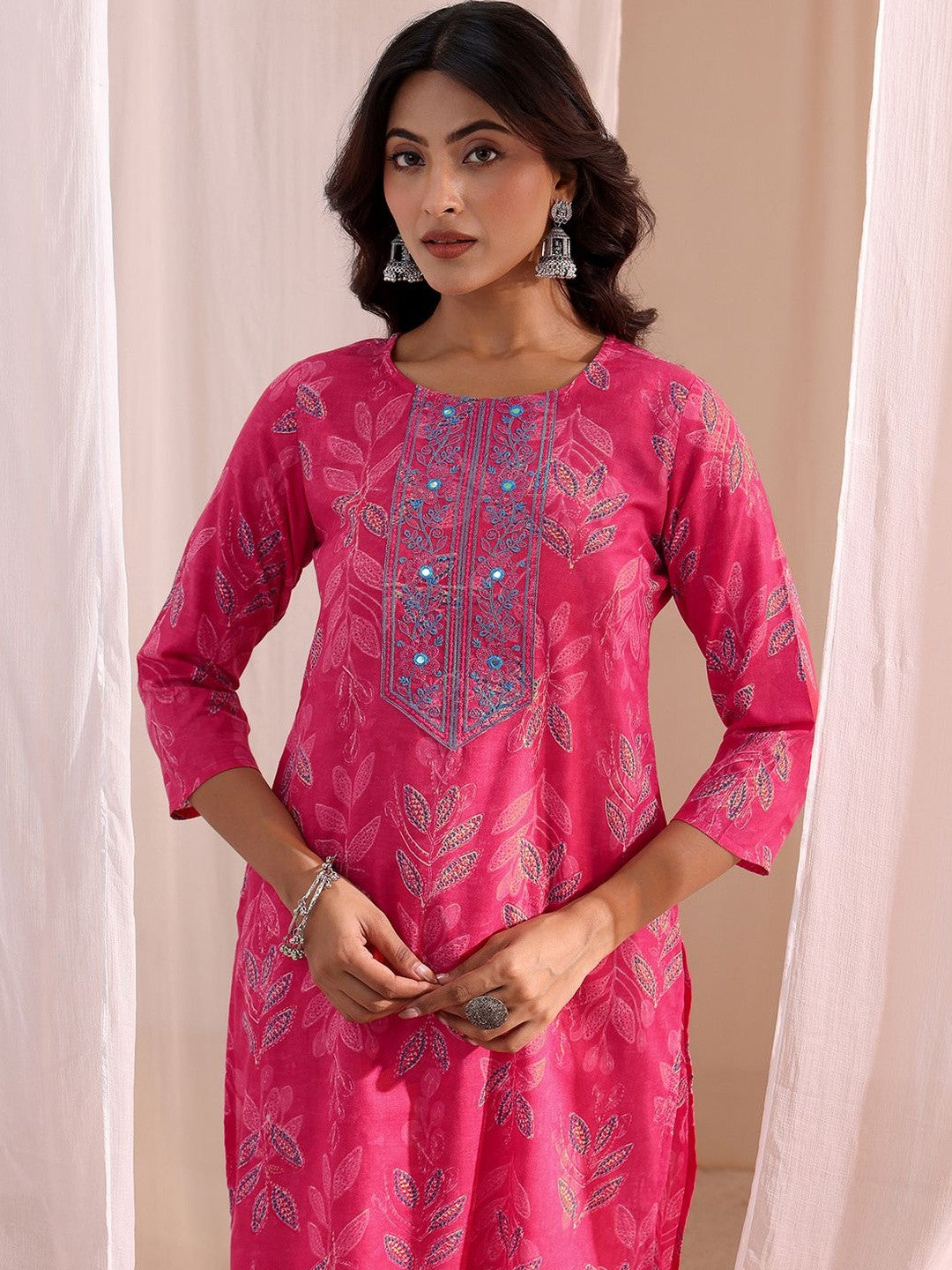 Women Ethnic Motifs Printed Regular Kurta with Trousers & With Dupatta