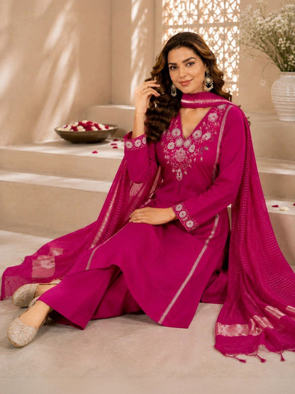 Women Embroidered Regular Thread Work Kurta with Trousers & With Dupatta