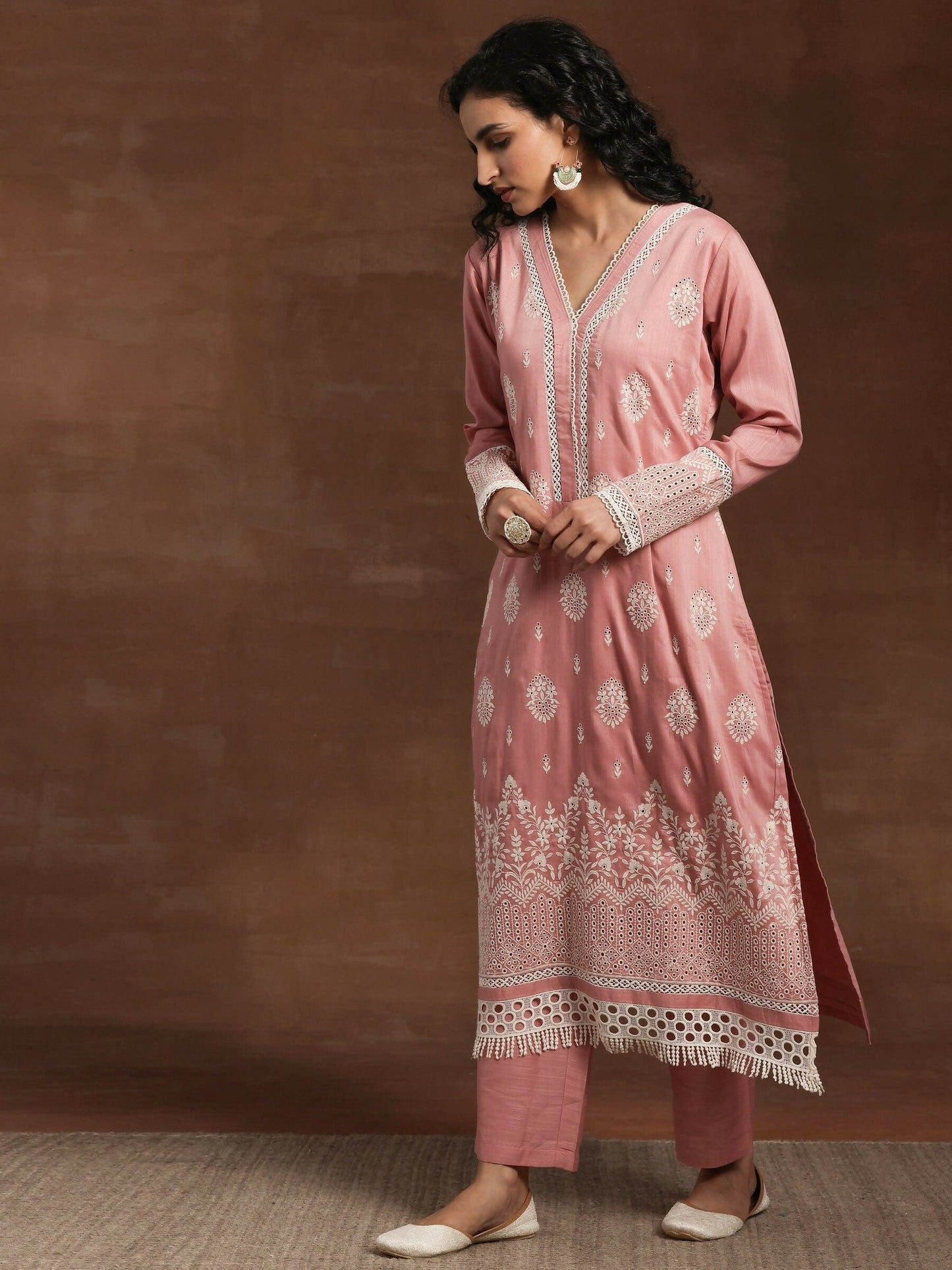 Women's LB Pink Embroidered Silk Blend Straight Suit With Dupatta