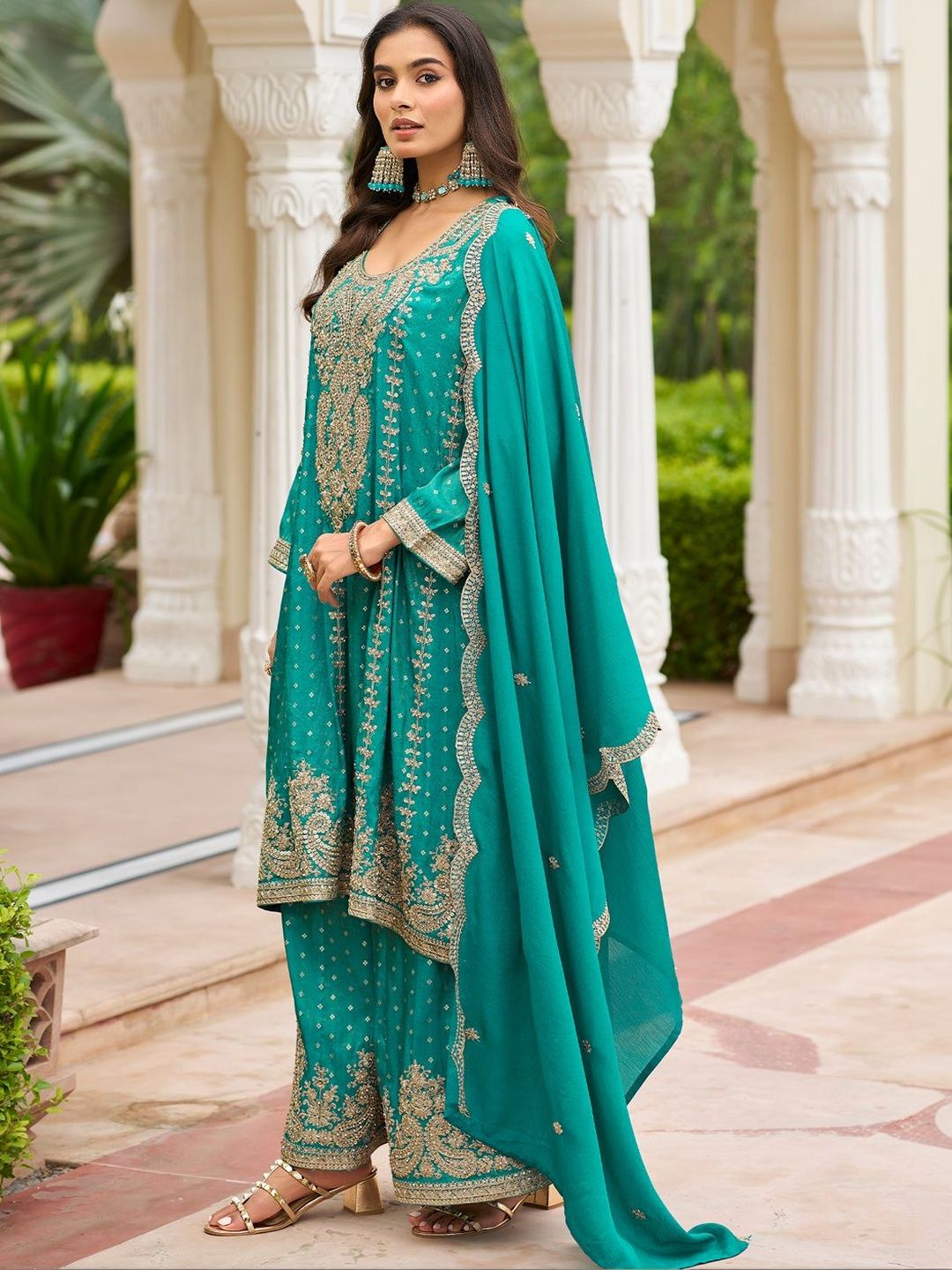 Dhiyona IE Women Ethnic Motifs Embroidered Regular Thread Work Kurta with Sharara & With Dupatta