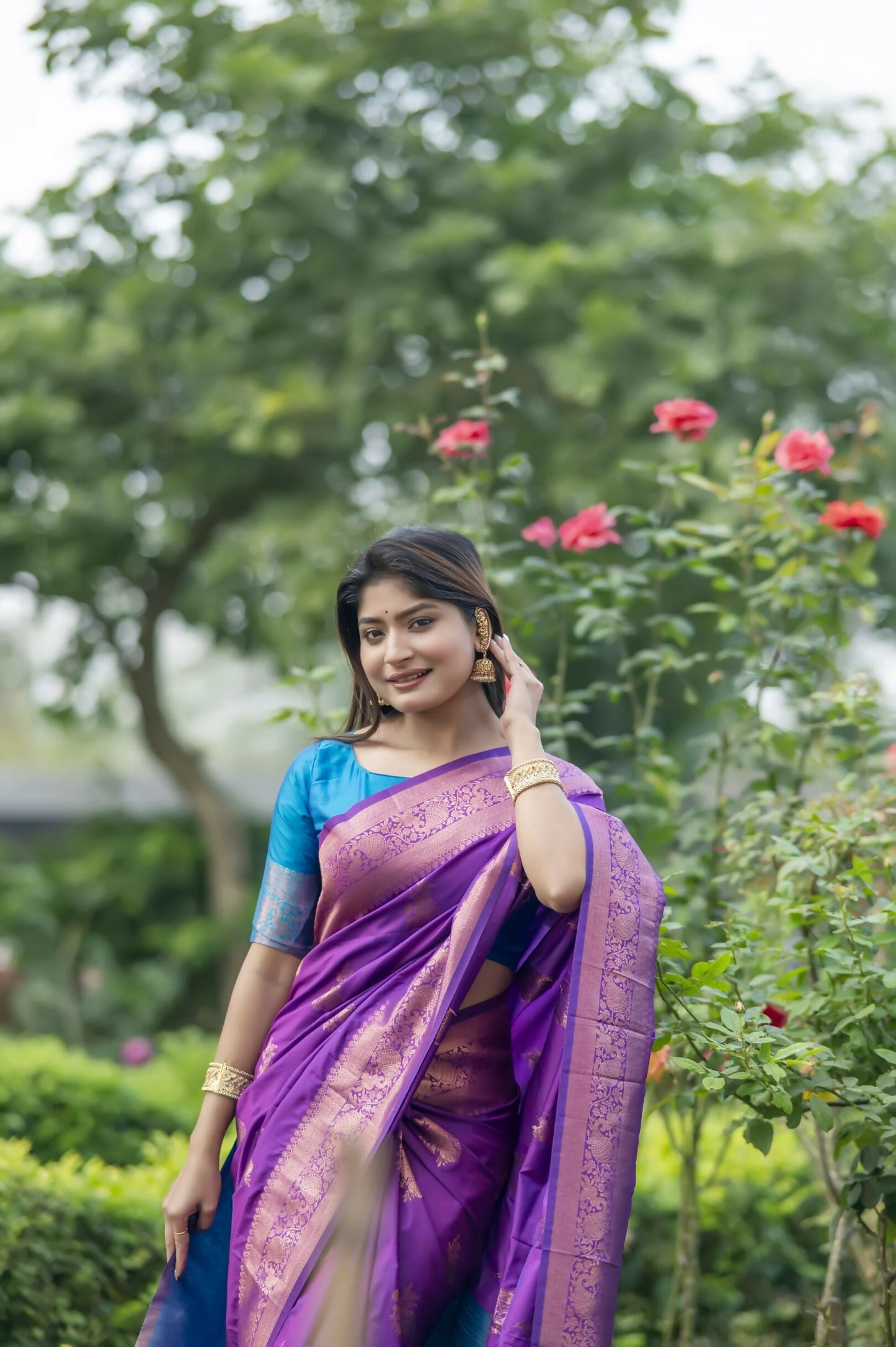 Women Krishna Purple Saree With Unstiched Blouse