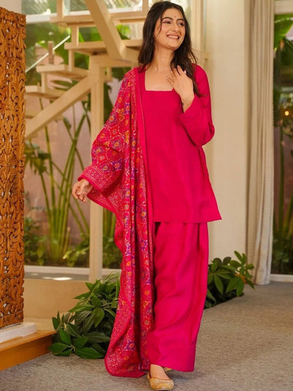 Women Regular Silk Crepe Kurta with Patiala & With Dupatta