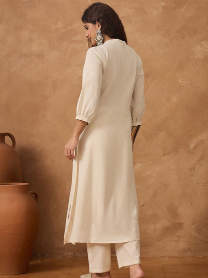 Off White Women Ethnic Motifs Embroidered Regular Thread Work Kurta with Trousers