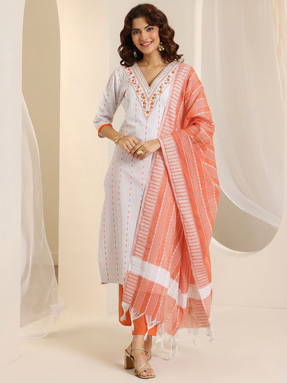 Women Regular Kurta with Trousers & With Dupatta