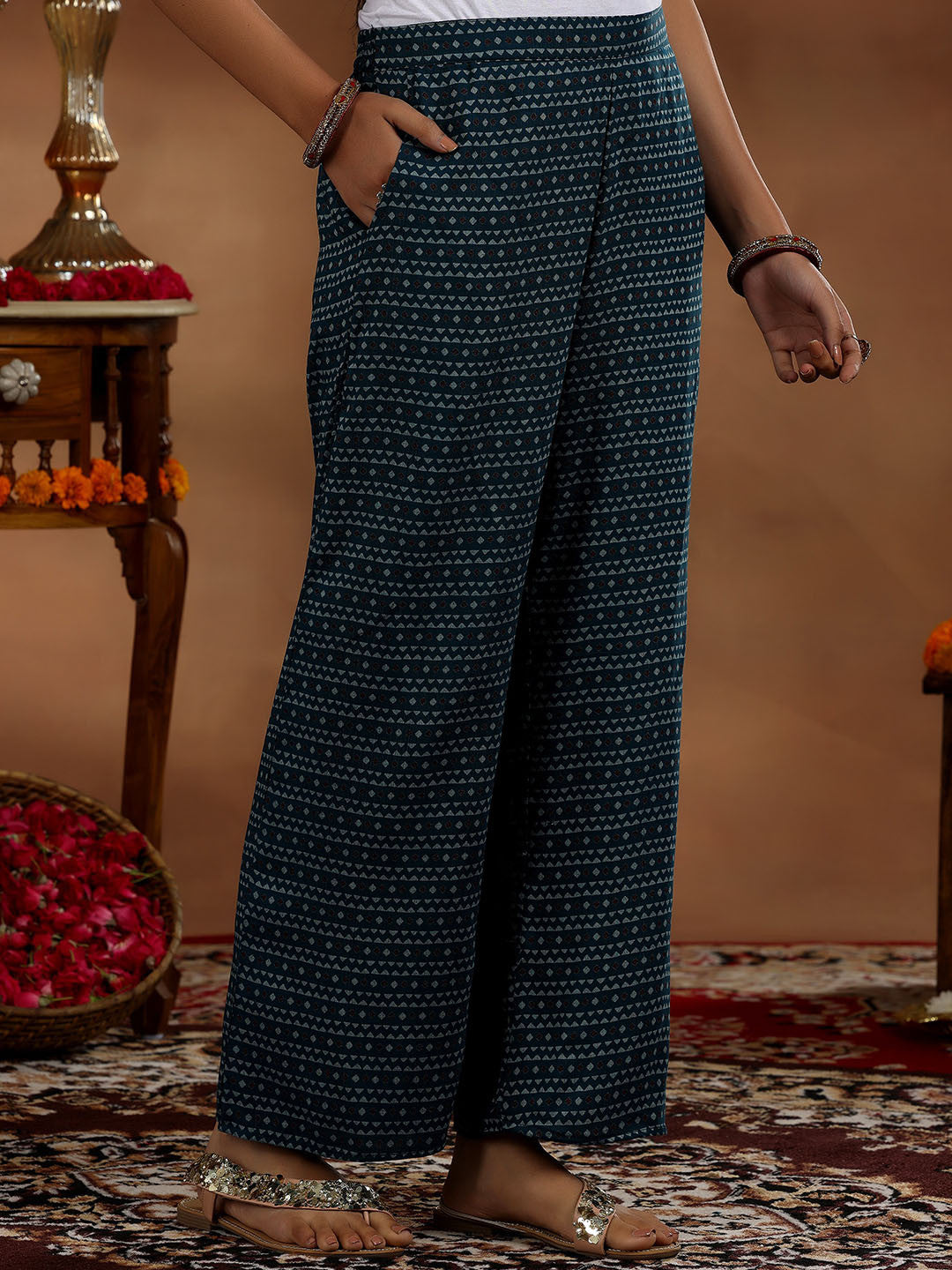 Women Ethnic Motifs Printed Angrakha Thread Work Kurta with Trousers & With Dupatta