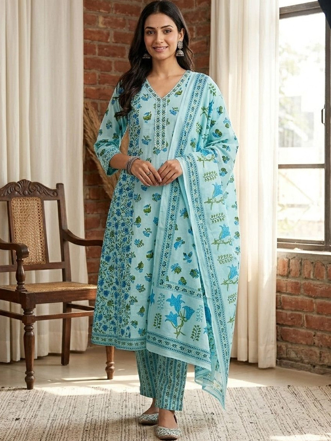 Women Floral Printed Empire Pure Cotton Kurta with Trousers & With Dupatta