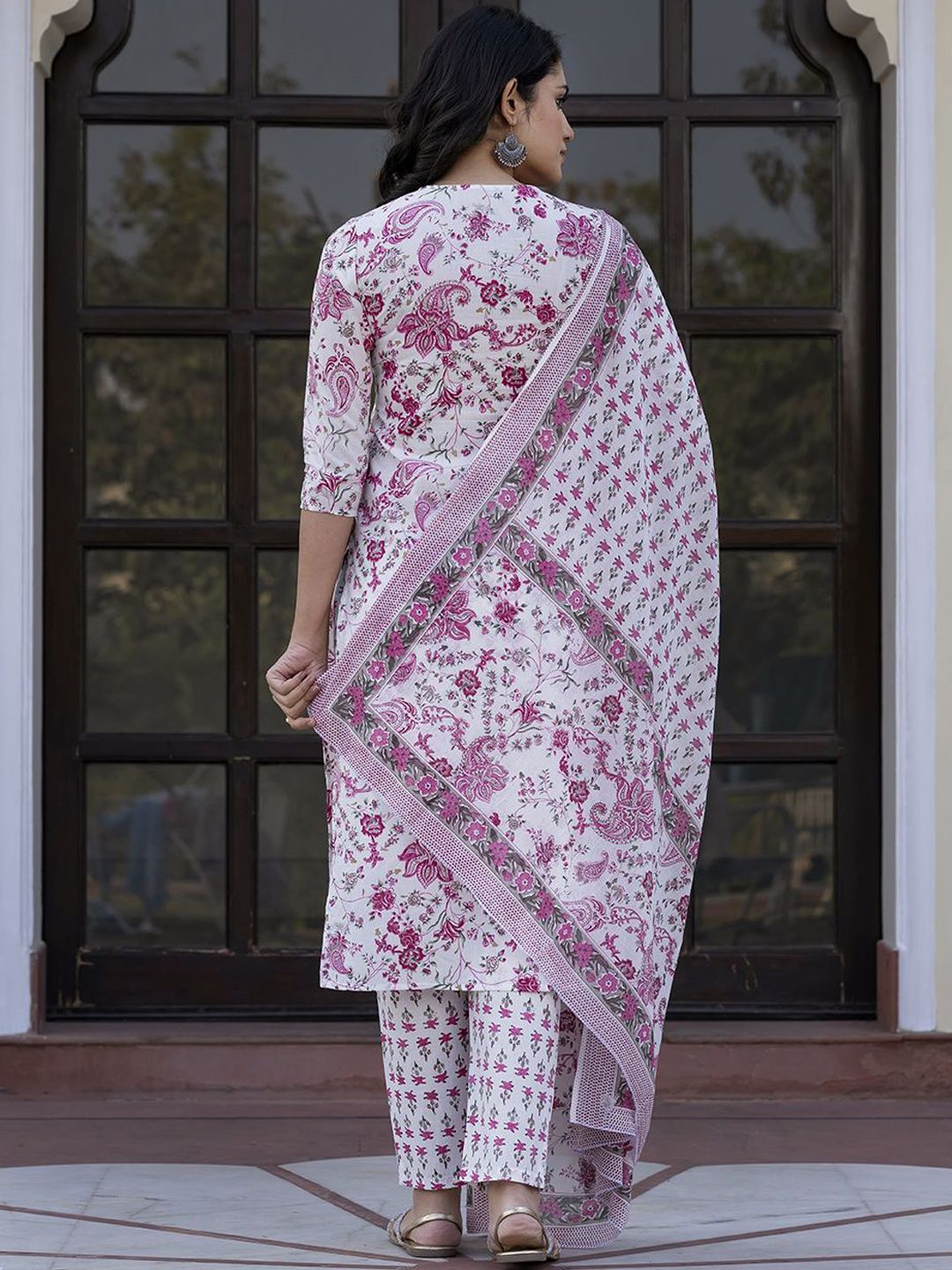 Dhiyona KL Paisley Printed Mirror Work Straight Pure Cotton Kurta With Trousers & Dupatta