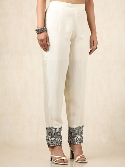Dhiyona SO Women's Floral Embroidered Thread Work Pure Cotton A-Line Kurta With Trousers