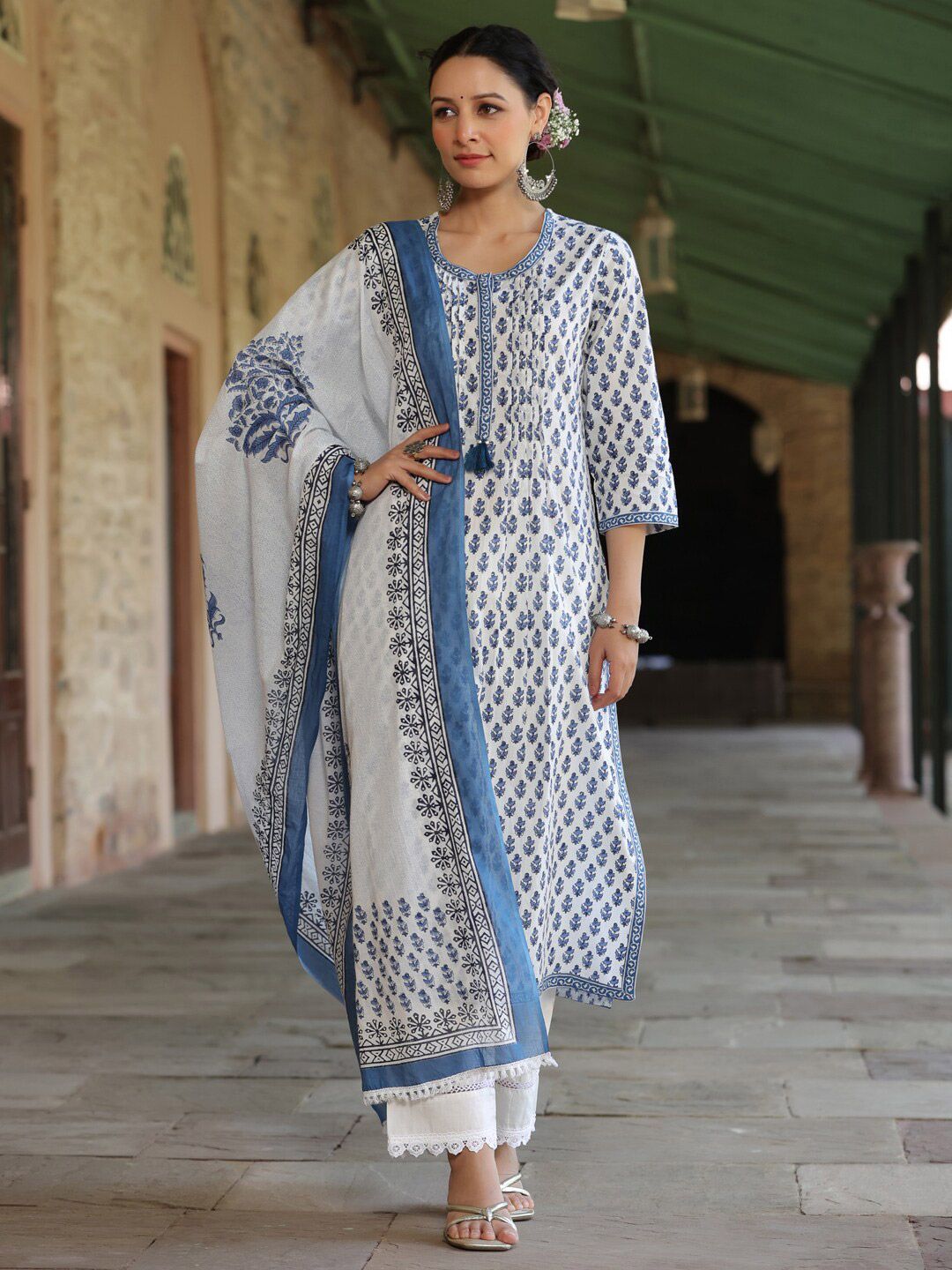 Dhiyona RR Women's Ethnic Motifs Printed Regular Pure Cotton Kurta with Trousers & Dupatta