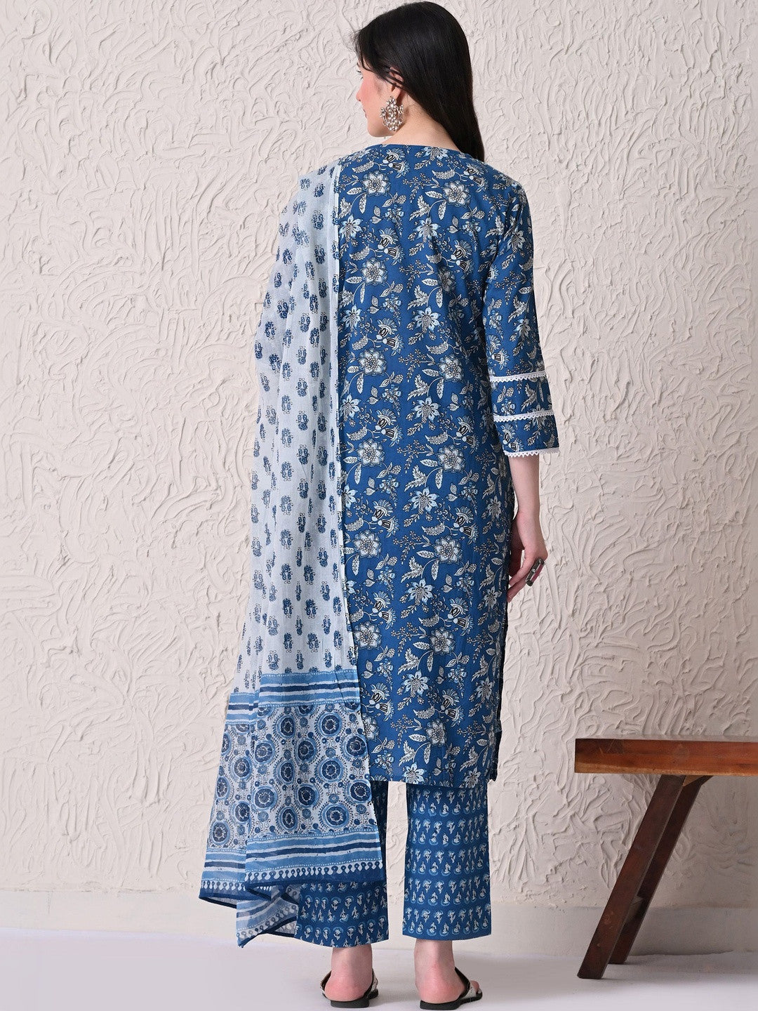 Women Floral Printed Regular Pure Cotton Kurta with Trousers & With Dupatta