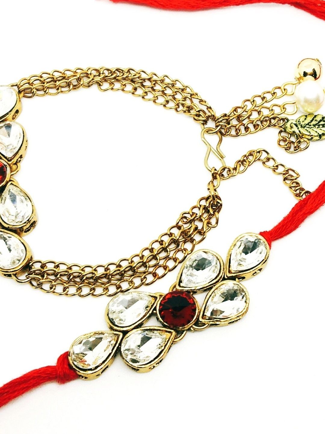 Dhiyona Rakhi