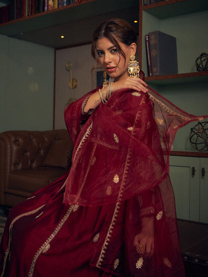 Dhiyona CH Women Embroidered Panelled Sequinned Kurta with Trousers & Dupatta