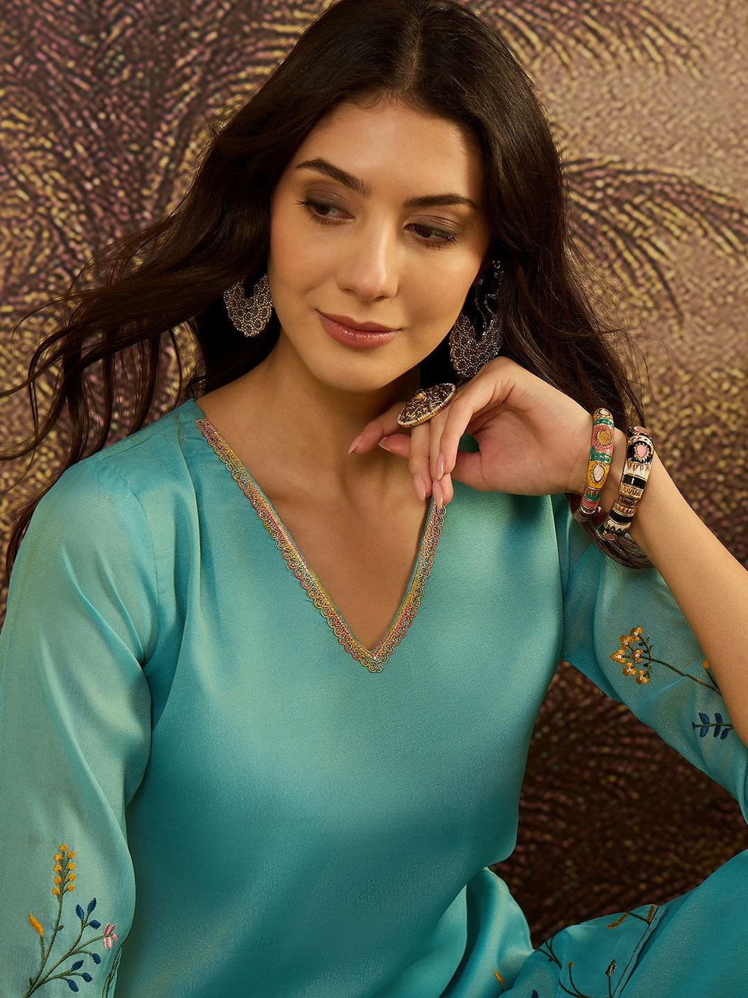Floral Embroidered V-Neck Thread Work Georgette Kurti With Palazzo