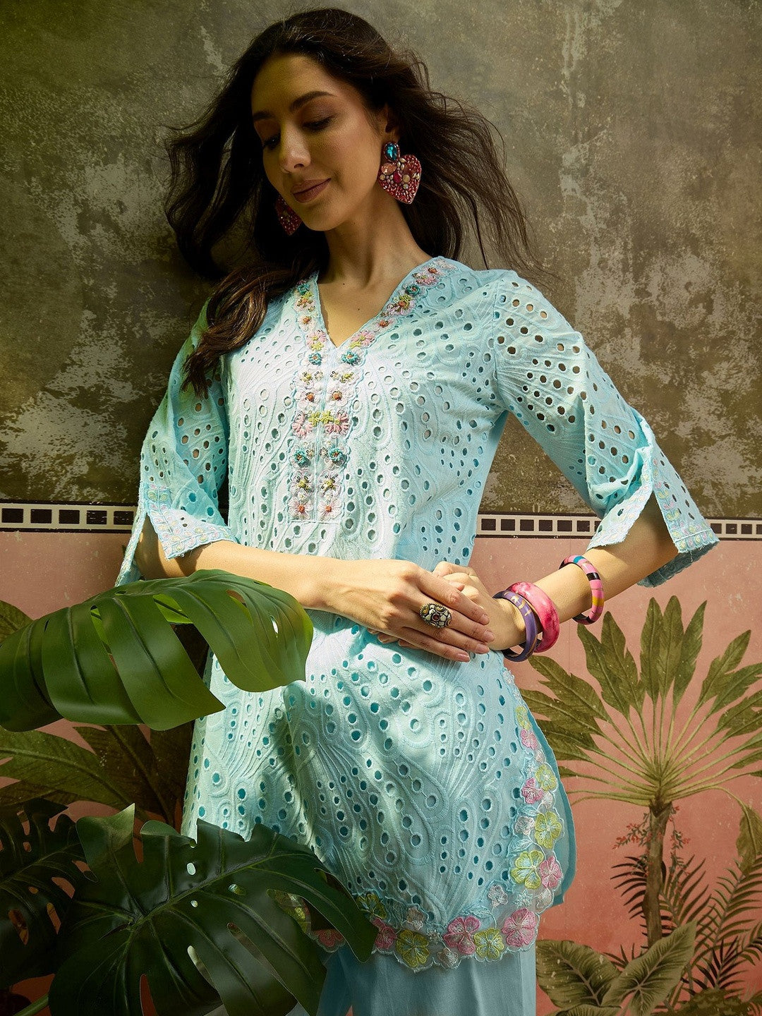 Dhiyona SN Embroidered Pure Cotton V-Neck Kurti & Trousers