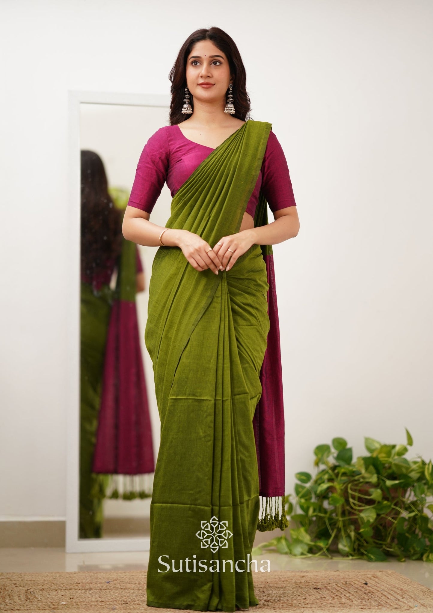 Dhiyona SS Sutisancha Pink & Mehndi Handloom Cotton Saree