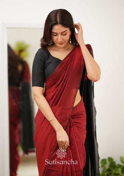 Dhiyona SS Sutisancha Red & Black Handloom Cotton Saree
