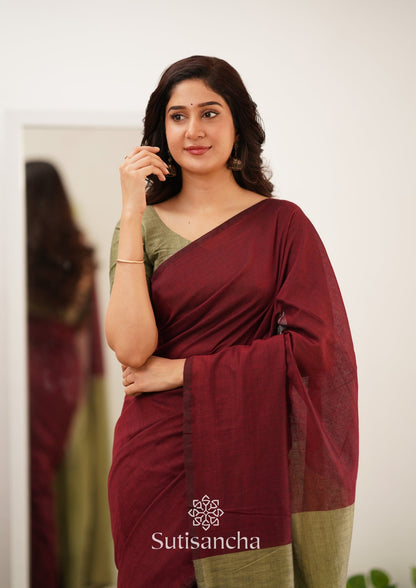 Dhiyona SS Sutisancha Maroon Handloom Cotton Saree