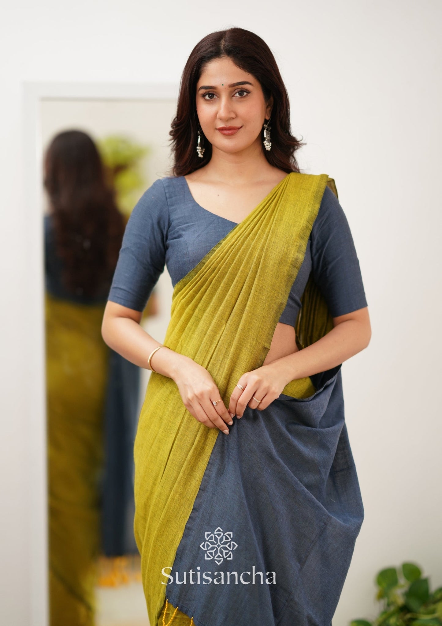 Dhiyona SS Sutisancha Lime & Gray Handloom Cotton Saree