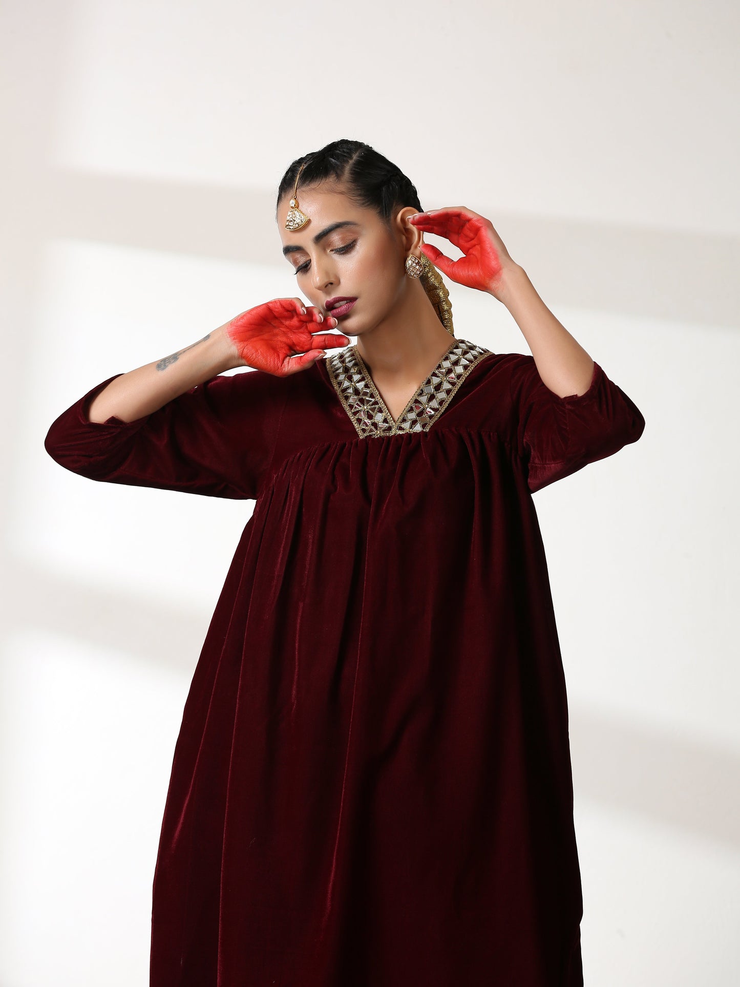 Dhiyona ST Women's Burgundy Velvet Kurta with Mirror Lace and Pants 2 Piece Set | Straight Fit, V Neck, 3/4 Sleeves, Pants, Festive Wear, (Velvet)