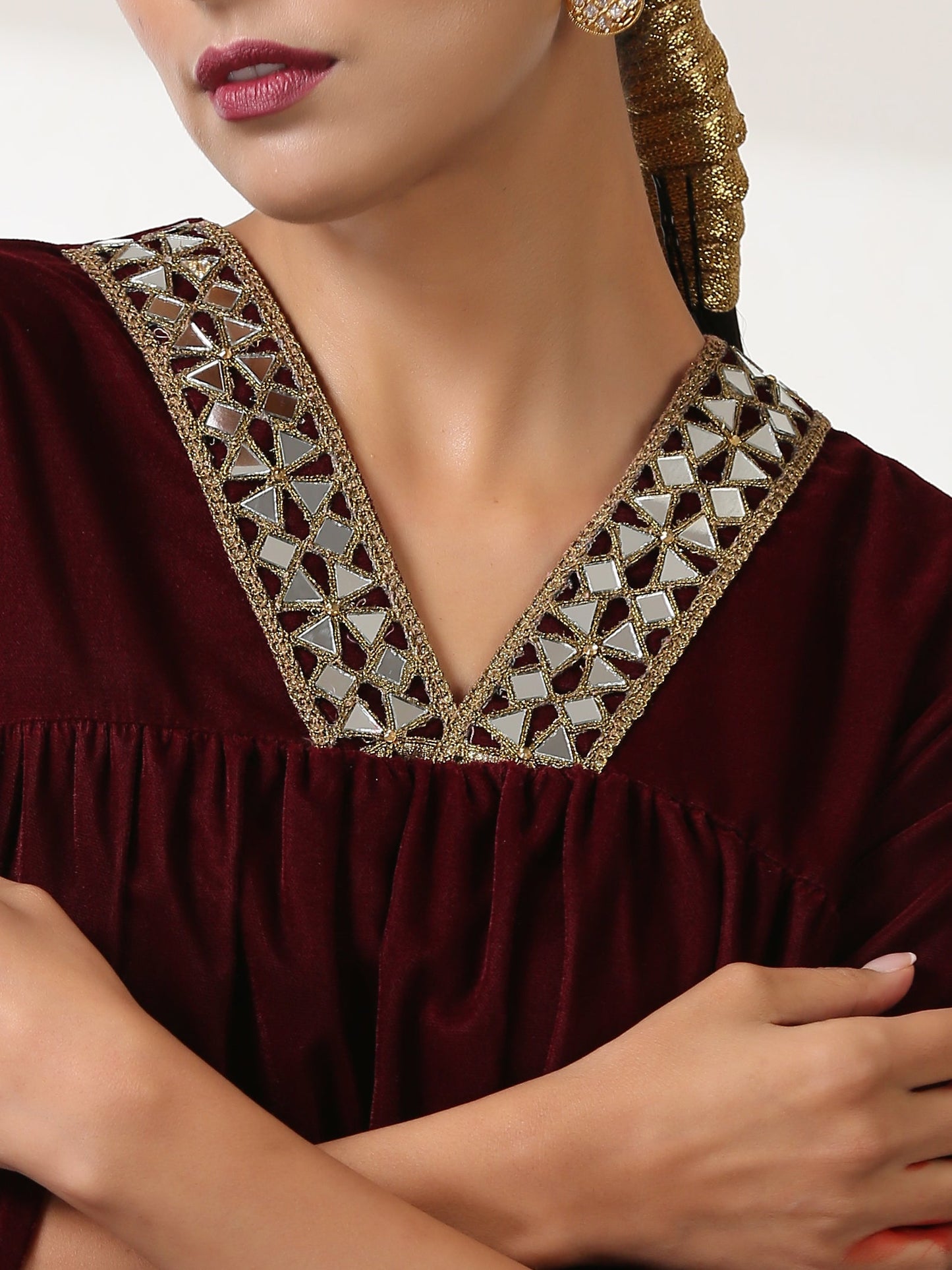 Dhiyona ST Women's Burgundy Velvet Kurta with Mirror Lace and Pants 2 Piece Set | Straight Fit, V Neck, 3/4 Sleeves, Pants, Festive Wear, (Velvet)