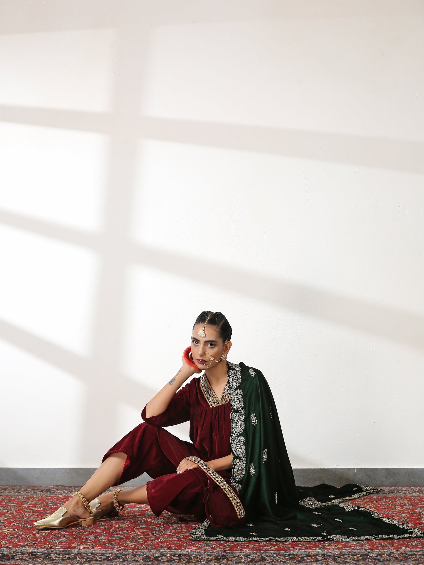 Dhiyona ST Women's Burgundy Velvet Kurta with Mirror Lace and Pants 2 Piece Set | Straight Fit, V Neck, 3/4 Sleeves, Pants, Festive Wear, (Velvet)