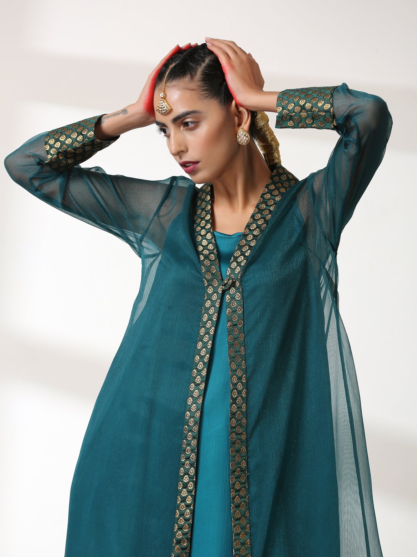 Dhiyona ST Women's Royal Green Shimmer Jacket Set with Butter Chiffon Top and Bottom 3 Piece Set | A-Line, Round Neck, Sleeveless, Pants, Partywear, (Chiffon)