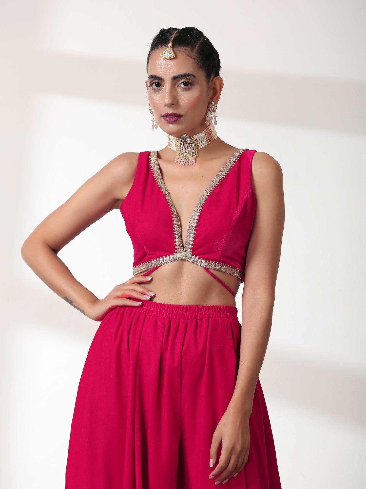 Dhiyona ST Blouse - Pink Velvet Sleeveless with Lace